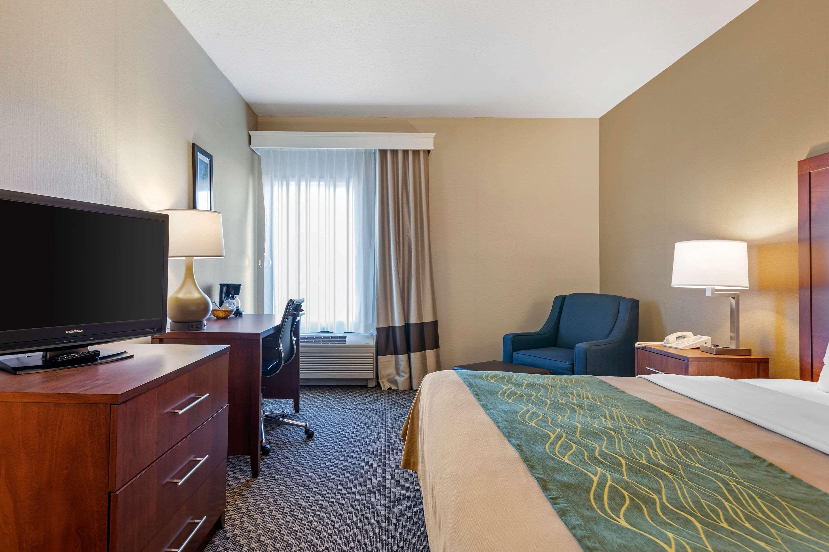 Comfort Inn Charlotte Exterior photo
