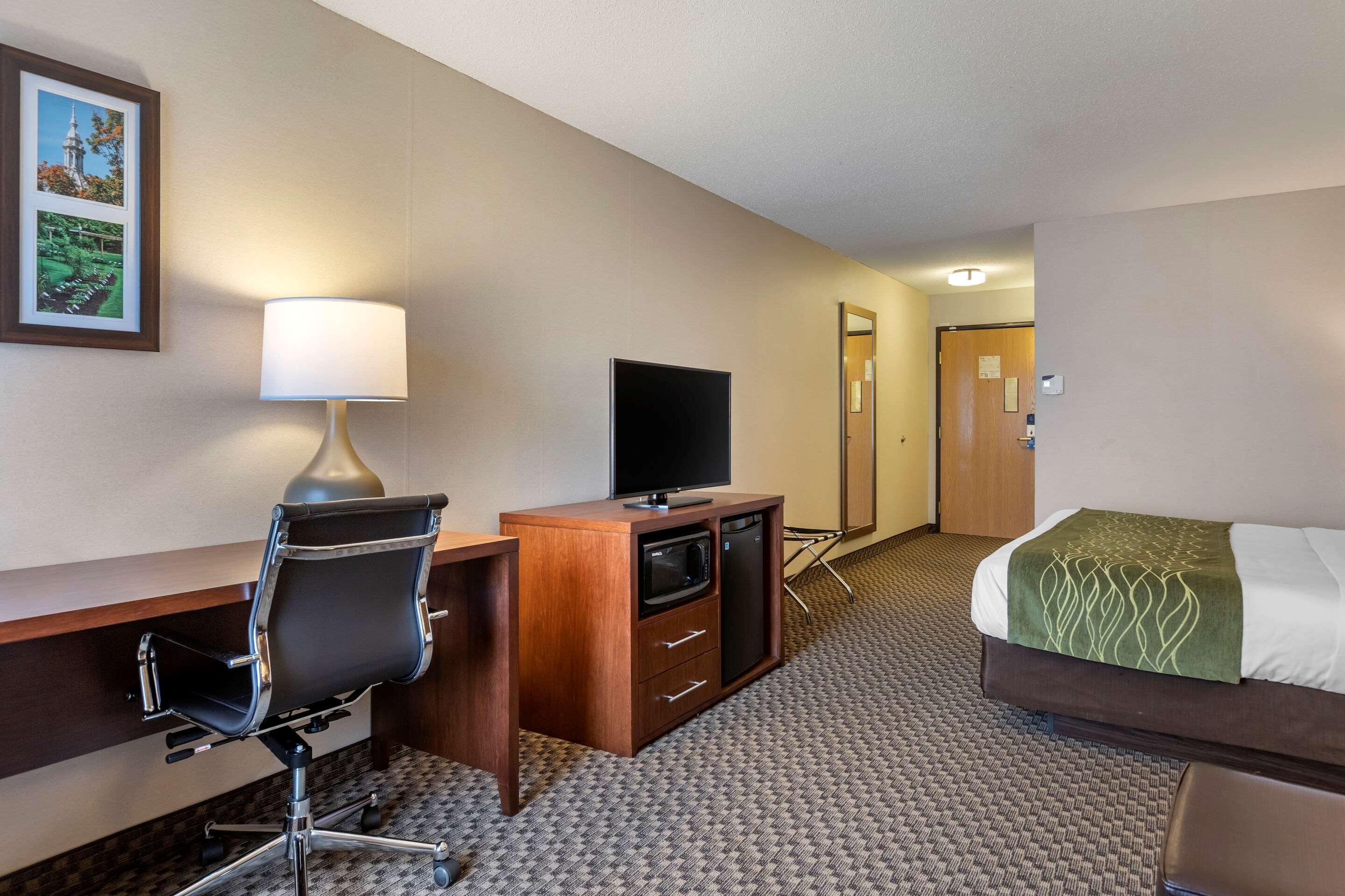 Comfort Inn Charlotte Exterior photo