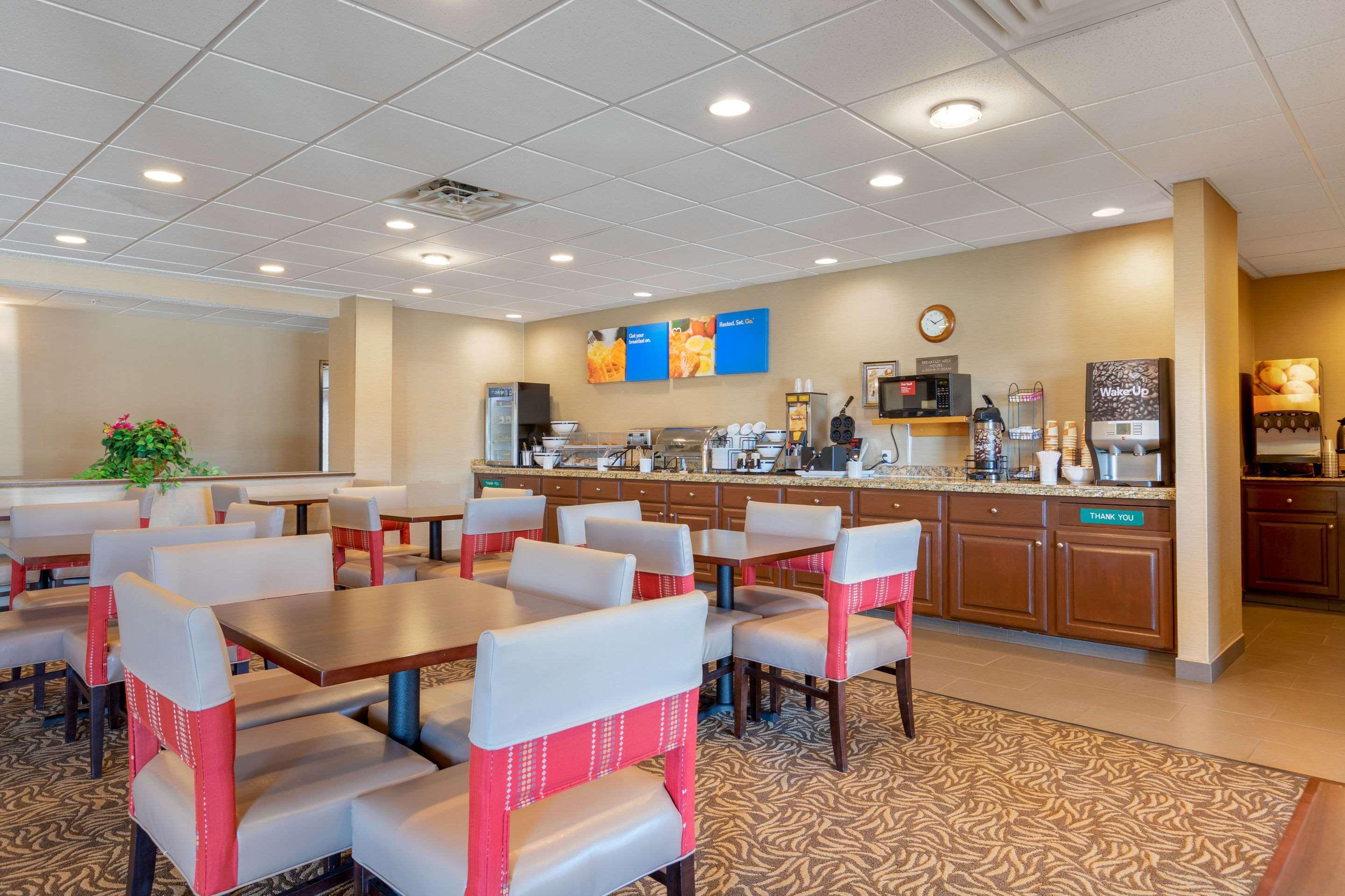 Comfort Inn Charlotte Exterior photo