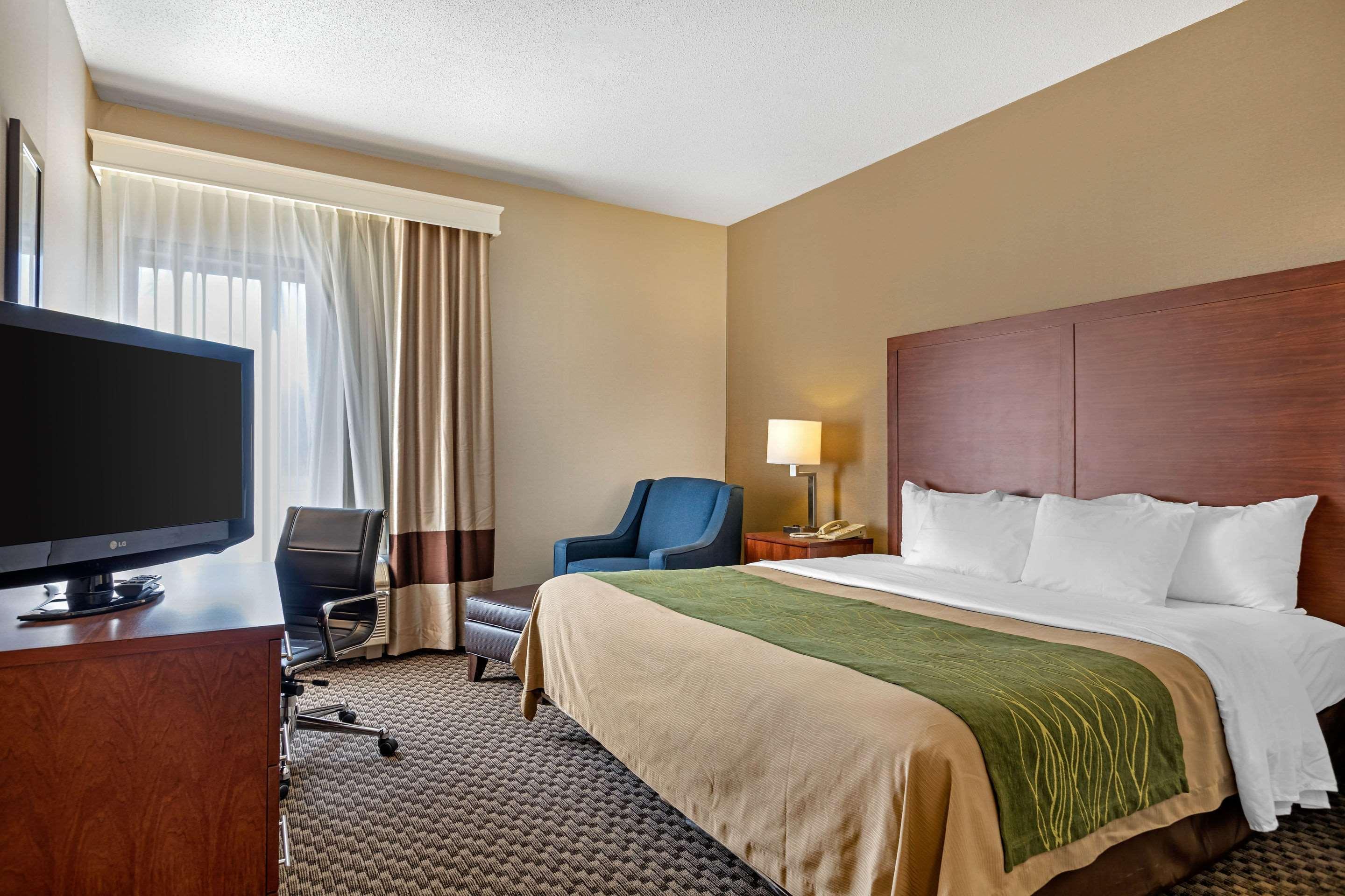 Comfort Inn Charlotte Exterior photo