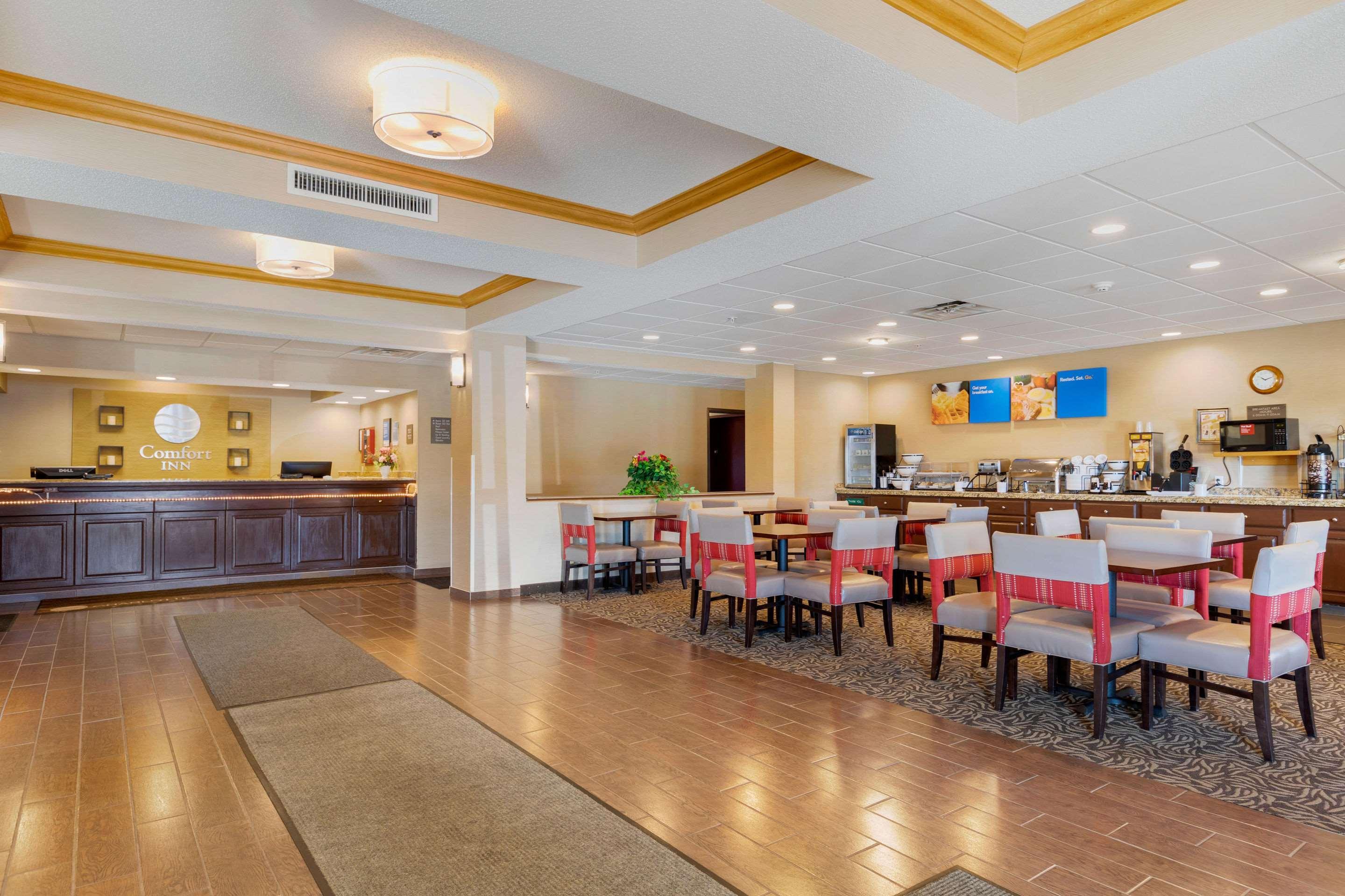 Comfort Inn Charlotte Exterior photo