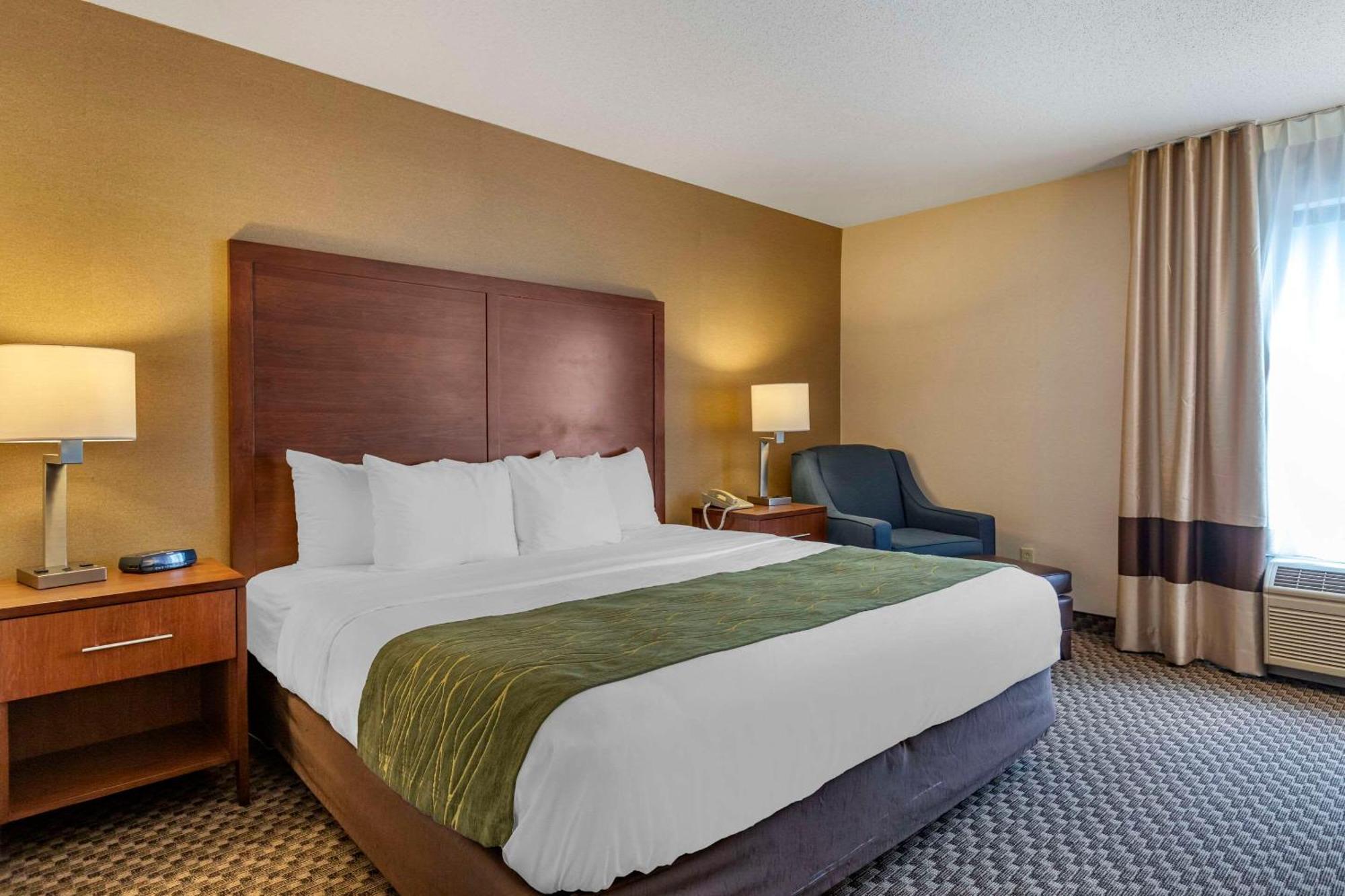 Comfort Inn Charlotte Exterior photo